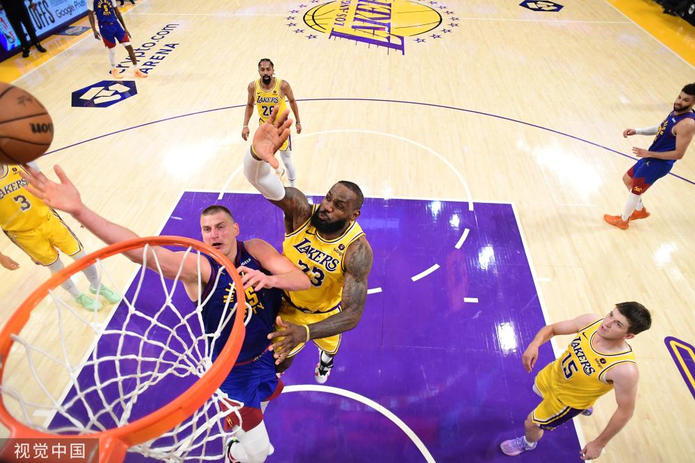 到了他出众 到了他出众