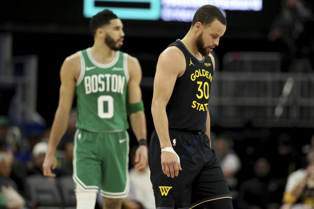 阿根廷最终名单：梅西、迪巴拉因伤退出，小蜘蛛、劳塔罗在列.