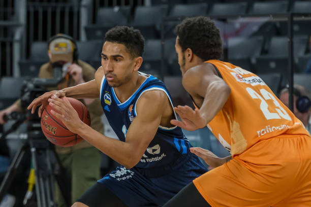 显示出令人 显示出令人