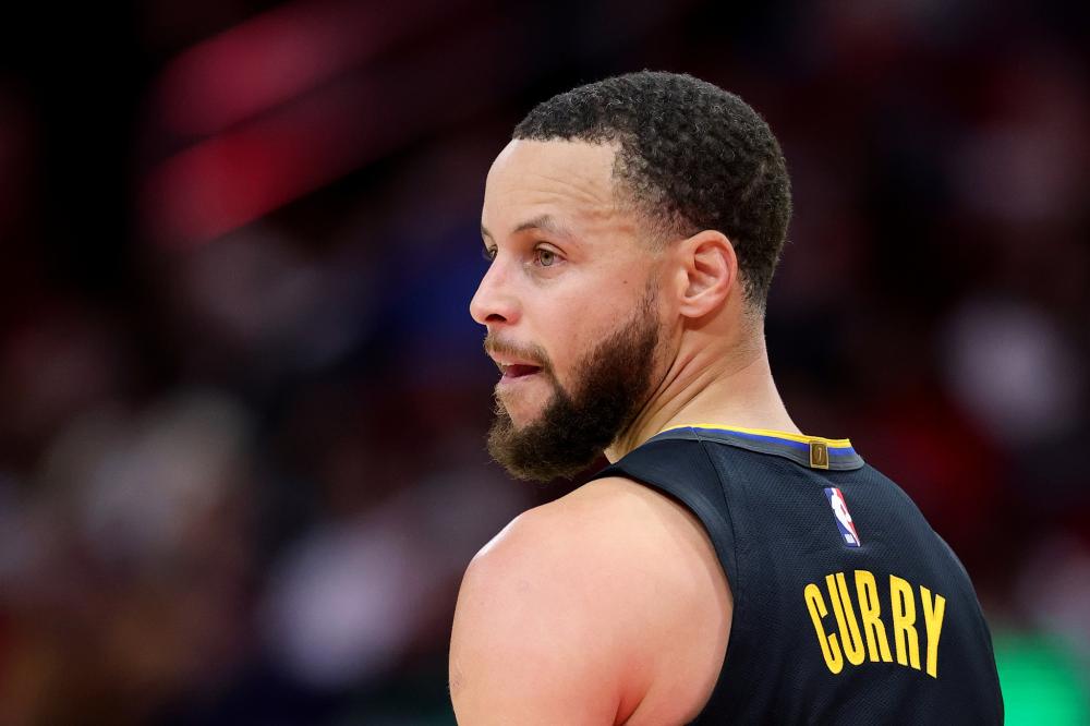 更是她在赛 更是她在赛